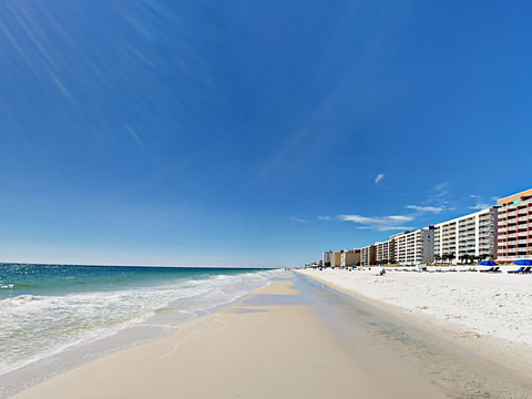 949 West Beach Condo - Bet 4u 12