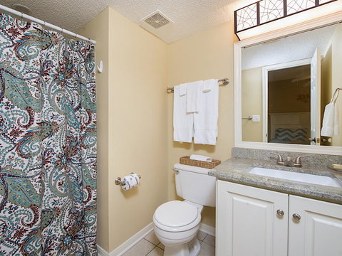 949 West Beach Condo - Bet 4u 3