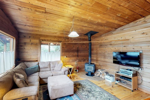 Alpina Cabin - Bet 4u 1