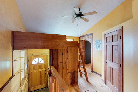 Alpina Cabin - Bet 4u 15