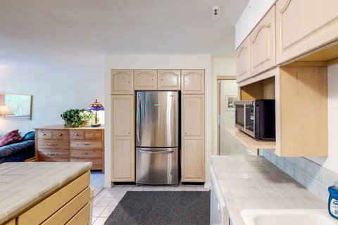 East Condo# 210 - Click Find 11