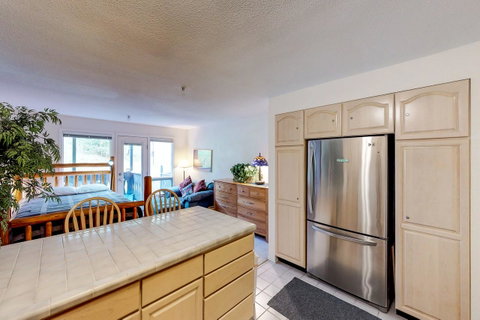 East Condo# 210 - Click Find 12