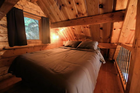 Glacier Cabin - Click Find 7