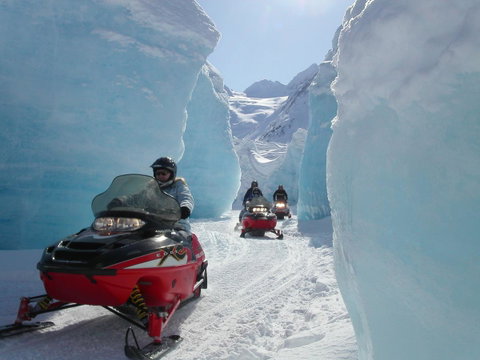 Glacier Cabin - Click Find 40