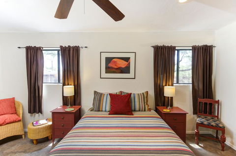 Private Southwestern Style Casita - Click Find 11