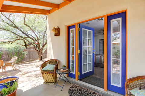 Private Southwestern Style Casita - Click Find 8