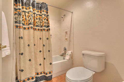 Captivating Townhouse In Green Valley - Bet 4u 5