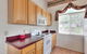 Captivating Townhouse In Green Valley - thumb 8
