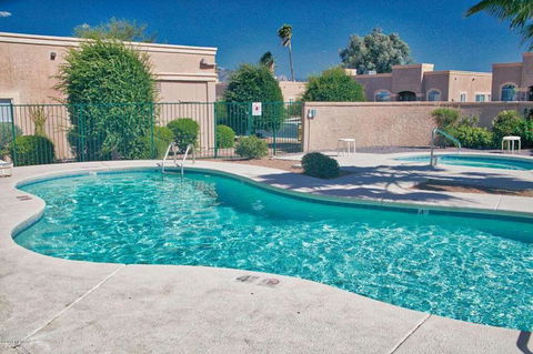 Captivating Townhouse In Green Valley - Bet 4u 2