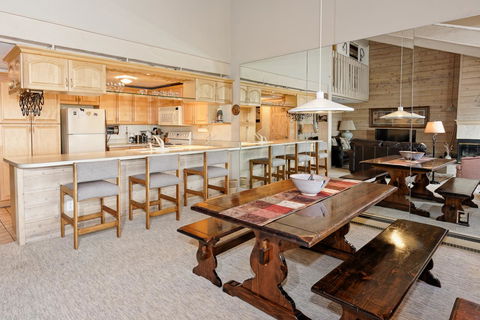 55 Upper Woodbridge Rd Unit F-4 Condo - Click Find 15