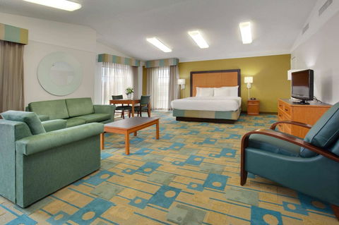 La Quinta Inn By Wyndham Denver Central - Click Find 11