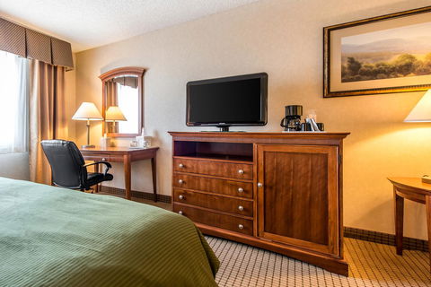 Baymont By Wyndham Fort Morgan - Click Find 13