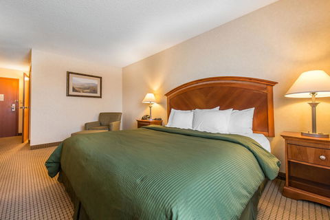 Baymont By Wyndham Fort Morgan - Click Find 14