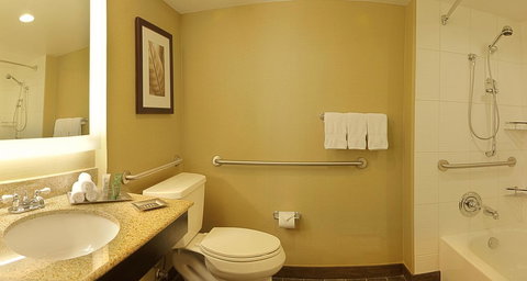 Hilton Singer Island Oceanfront Resort - Bet 4u 1